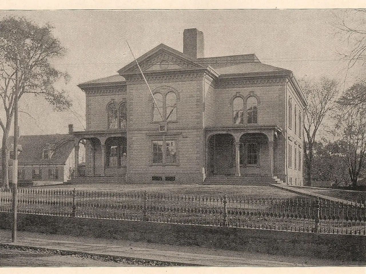 Selecting the Perfect Fence Type for Your Residential Property: A Comprehensive Guide