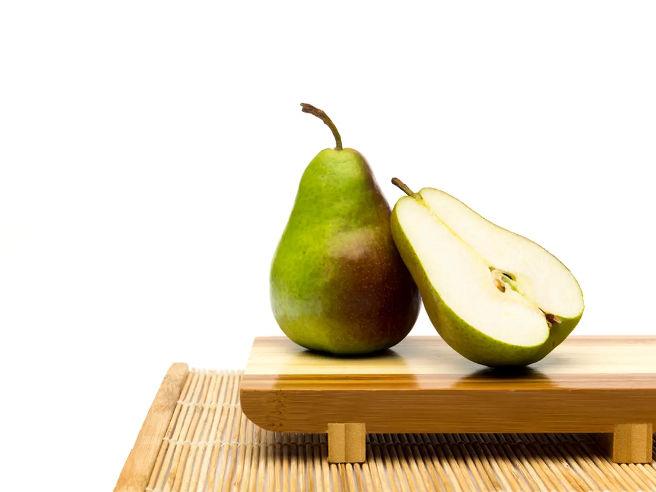 Common Pear Tree Species: Overview of Popular Pear Varieties