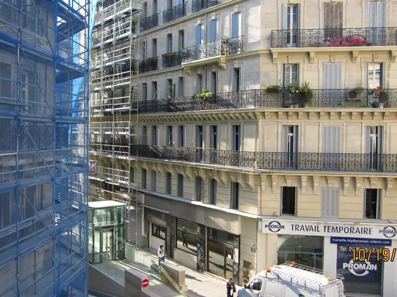 Transformation of the Short-term: Warehouse Renovation Project, Nuremberg