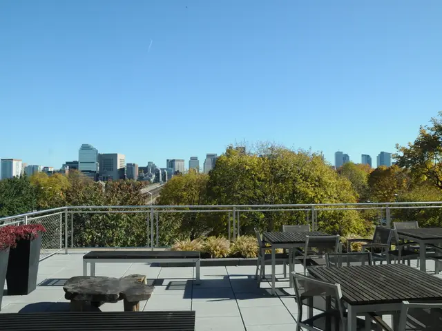 West Village's Sizzling Hot Spot: Le Chêne