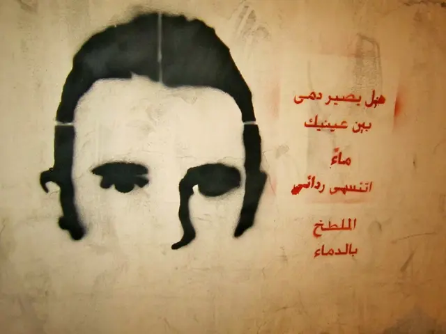 Effortlessly Hang Your Canvas Artwork: A Step-by-Step Guide