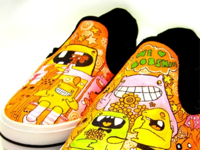 Recommended Women's Sneakers for Wide Feet, as Suggested by Podiatrists