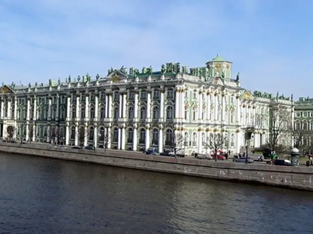 Salmiya leads Kuwait's populace list, boasting more than 331,000 inhabitants.