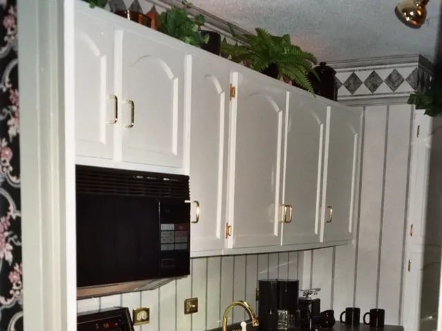 Latest Home Style: The In-Things and the Out-Things