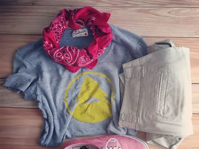 Guide for Installing Custom Wall Molding