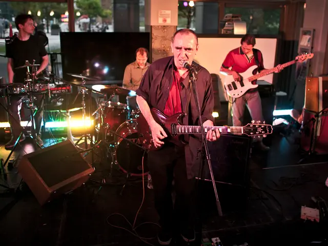 Comedian Jochen Prang brings back his solo act to Vauban Island for a laugh-filled performance