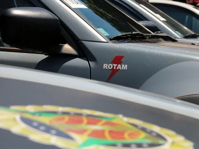 Maintaining Safety and Entertainment for Children During Car Journeys Is Crucial for Parents