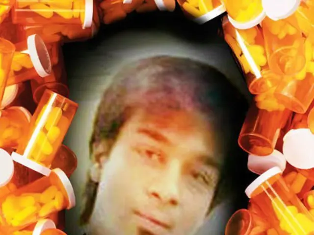 Enigma: A Guardian for Pills and the Blind Individual