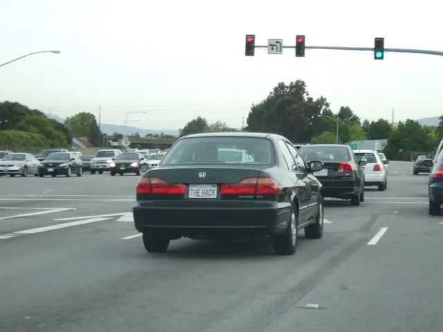 Traffic Lights Now Display: "Wait for the Green Light - Set a Good Example"
